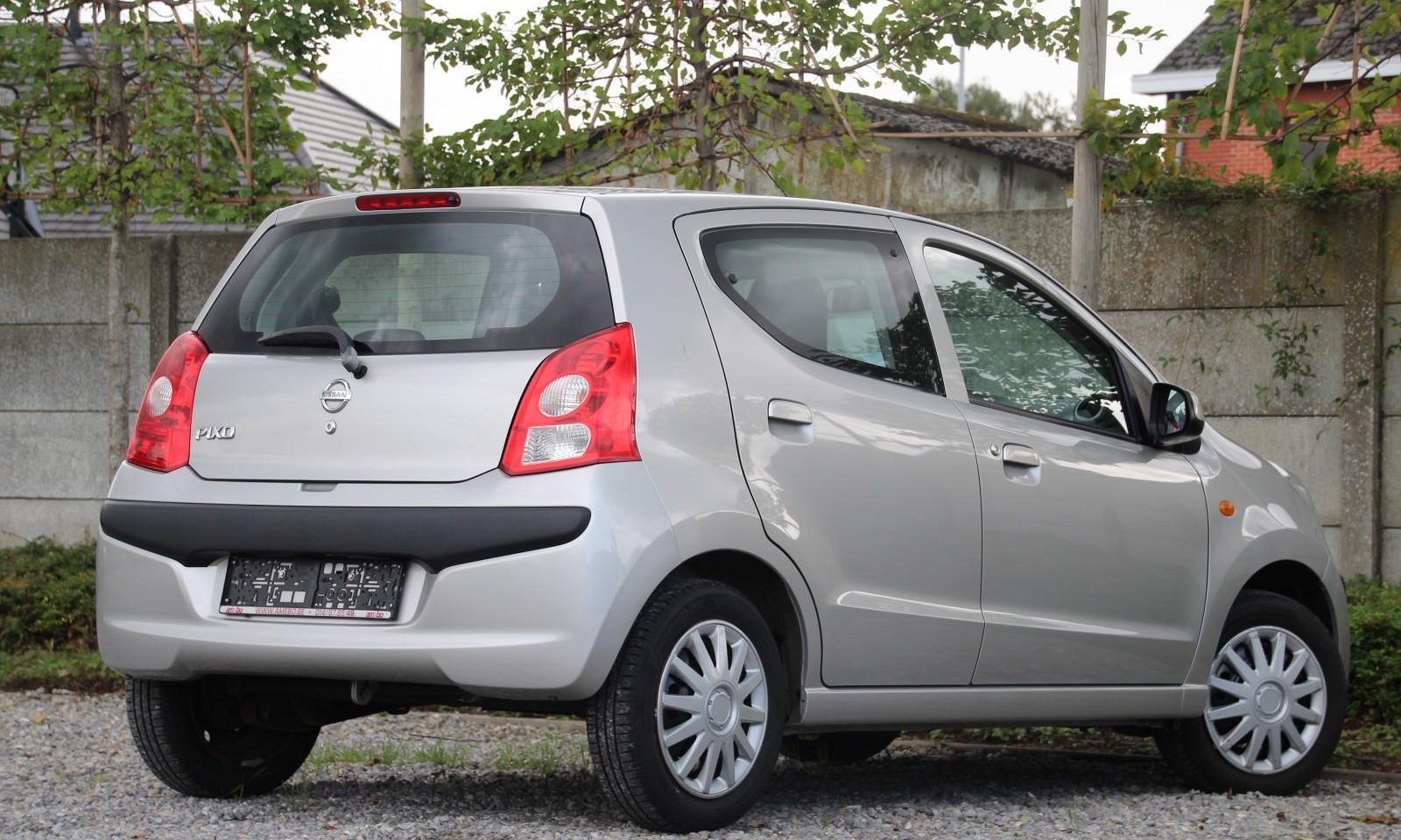 Nissan Pixo zilver - 1.0i slechts 27000km!!!