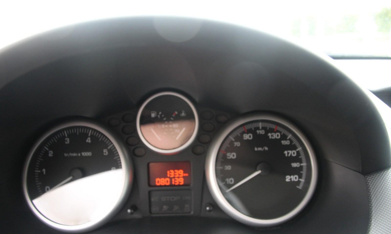 Peugeot 206+ - slechts 80.000km!!