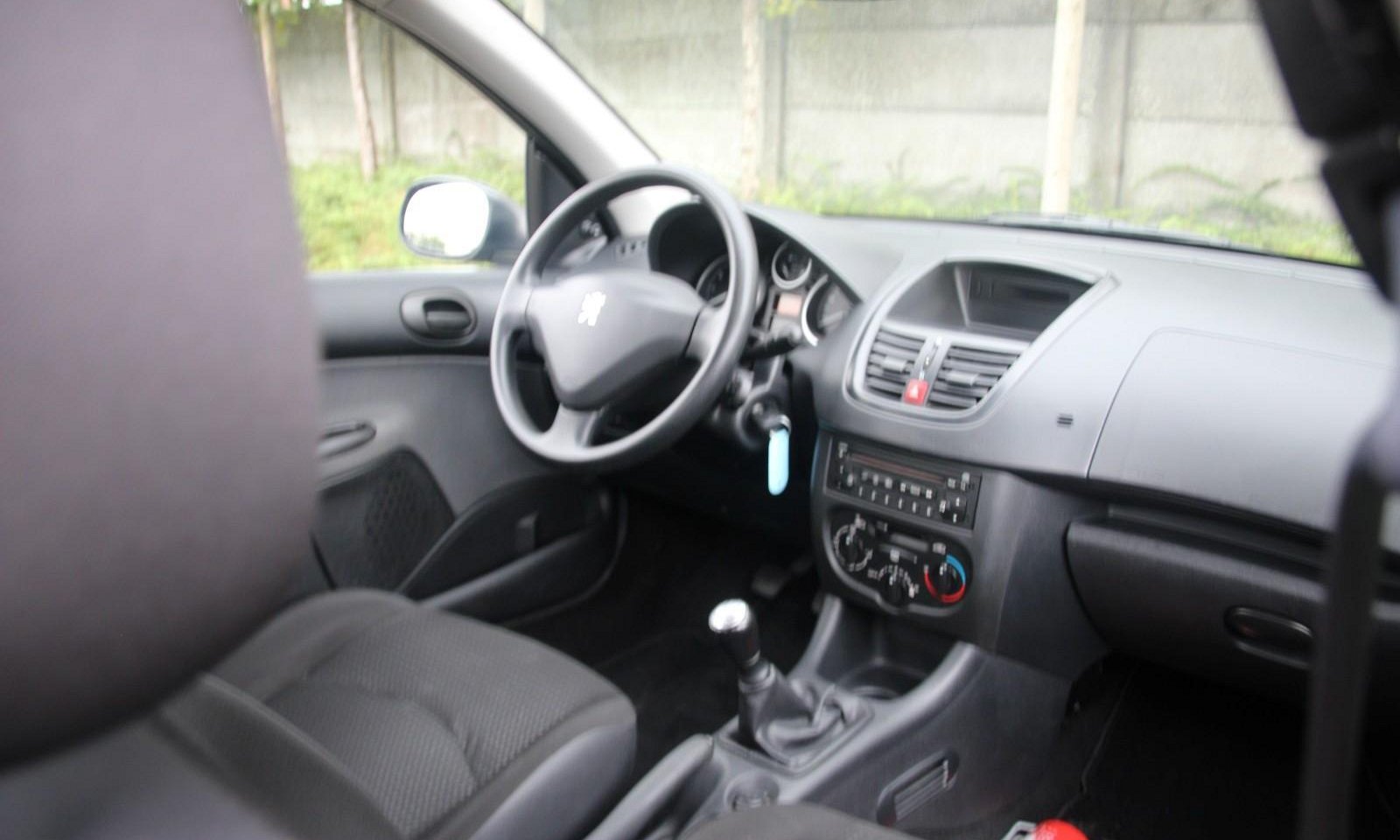 Peugeot 206+ - slechts 80.000km!!