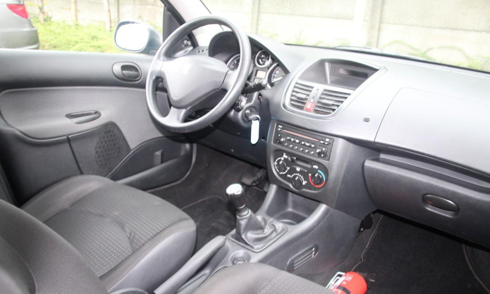 Peugeot 206+ - slechts 80.000km!!